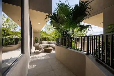 3034 Oak Avenue Coconut Grove FL 33133