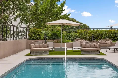3034 Oak Avenue Coconut Grove FL 33133