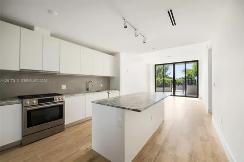 3034 Oak Avenue Coconut Grove FL 33133