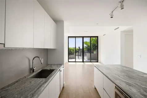 3034 Oak Avenue Coconut Grove FL 33133