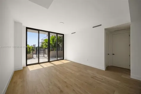 3034 Oak Avenue Coconut Grove FL 33133