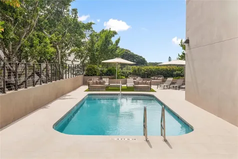 3034 Oak Avenue Coconut Grove FL 33133