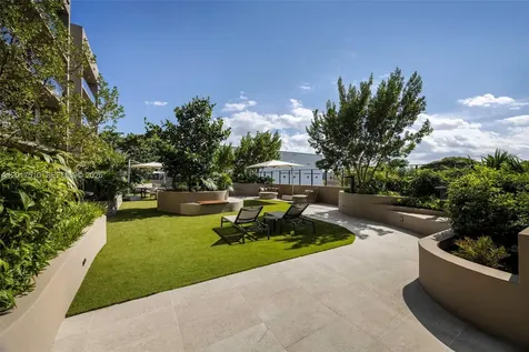 3034 Oak Avenue Coconut Grove FL 33133