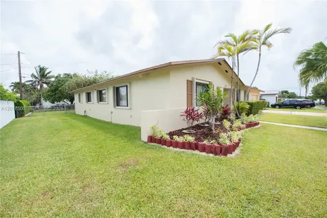 224 NW 19th Street Homestead FL 33030