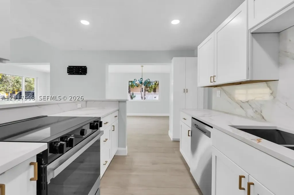 139 NW 12th Avenue Delray Beach FL 33444