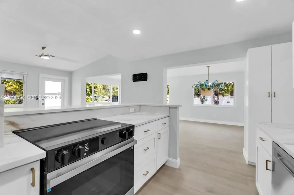 139 NW 12th Avenue Delray Beach FL 33444