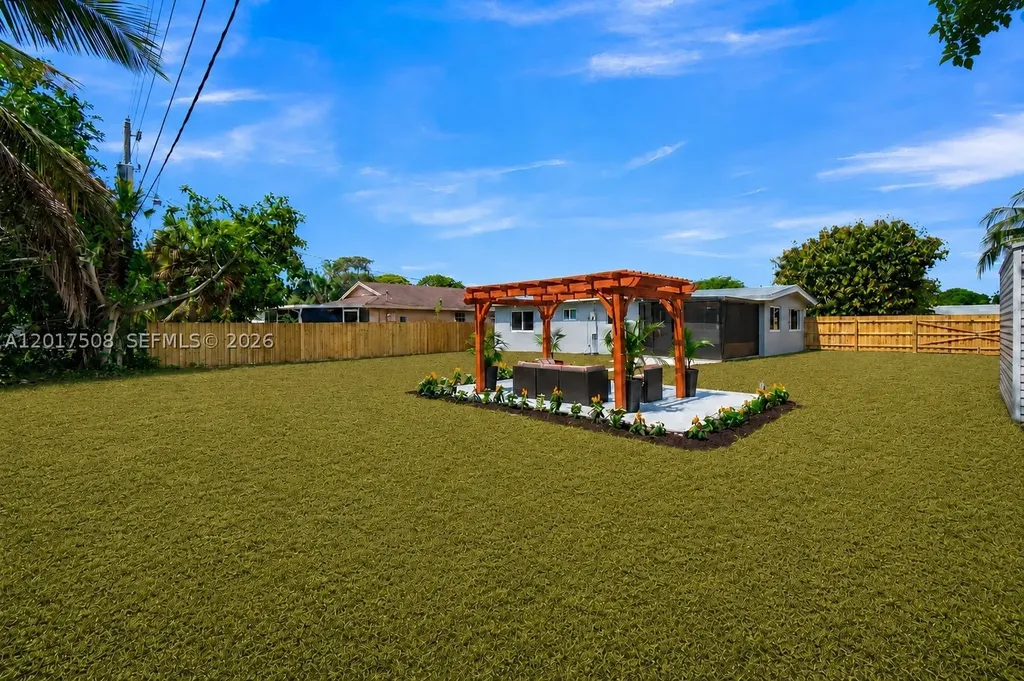 139 NW 12th Avenue Delray Beach FL 33444