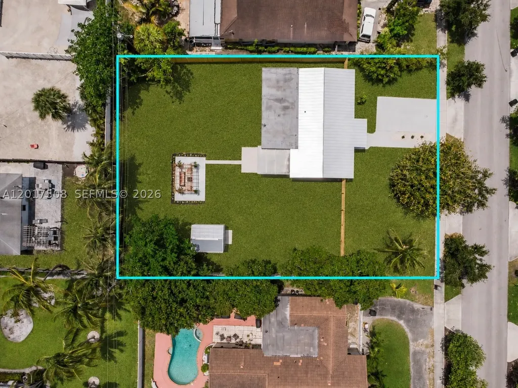 139 NW 12th Avenue Delray Beach FL 33444