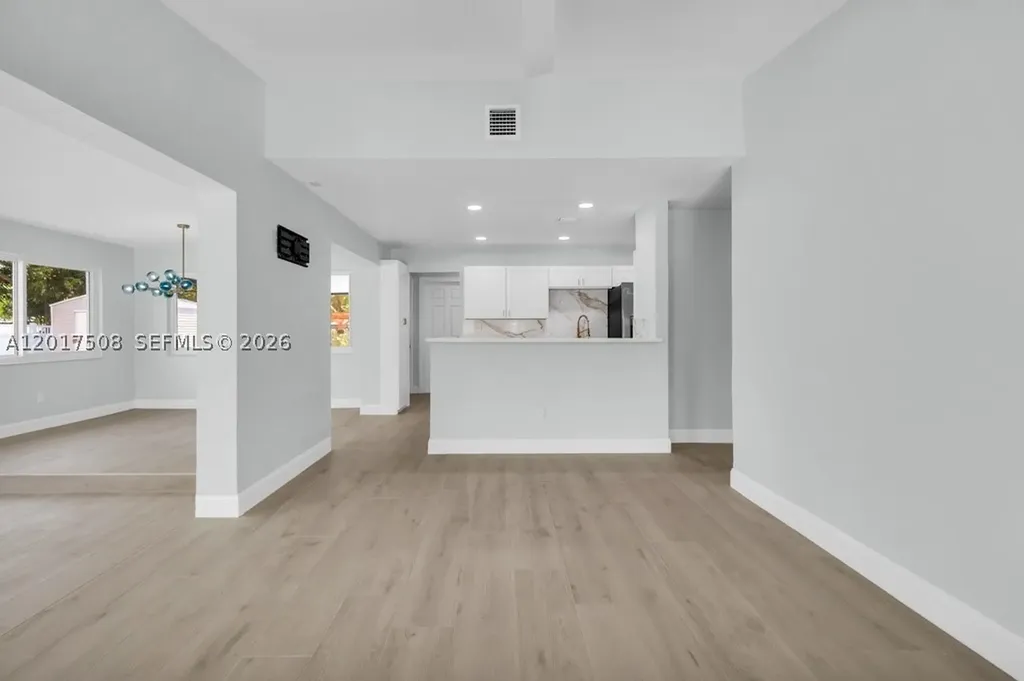 139 NW 12th Avenue Delray Beach FL 33444
