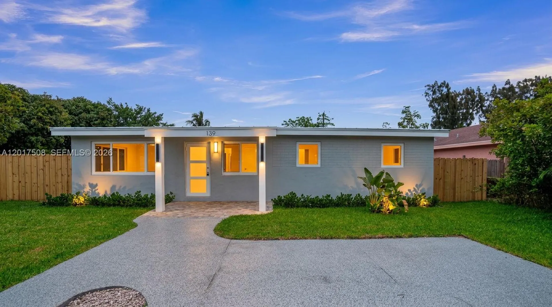 139 NW 12th Avenue Delray Beach FL 33444