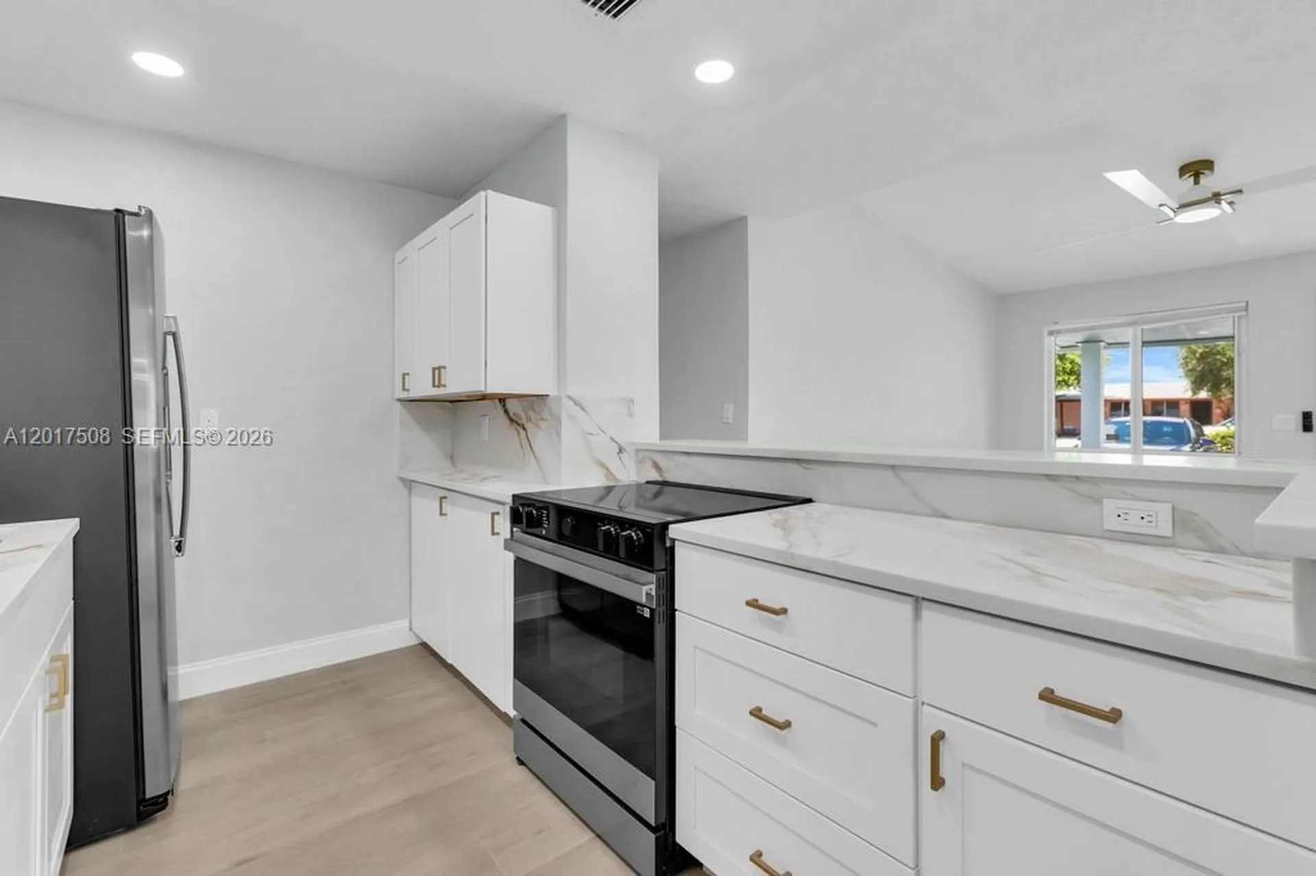 139 NW 12th Avenue Delray Beach FL 33444