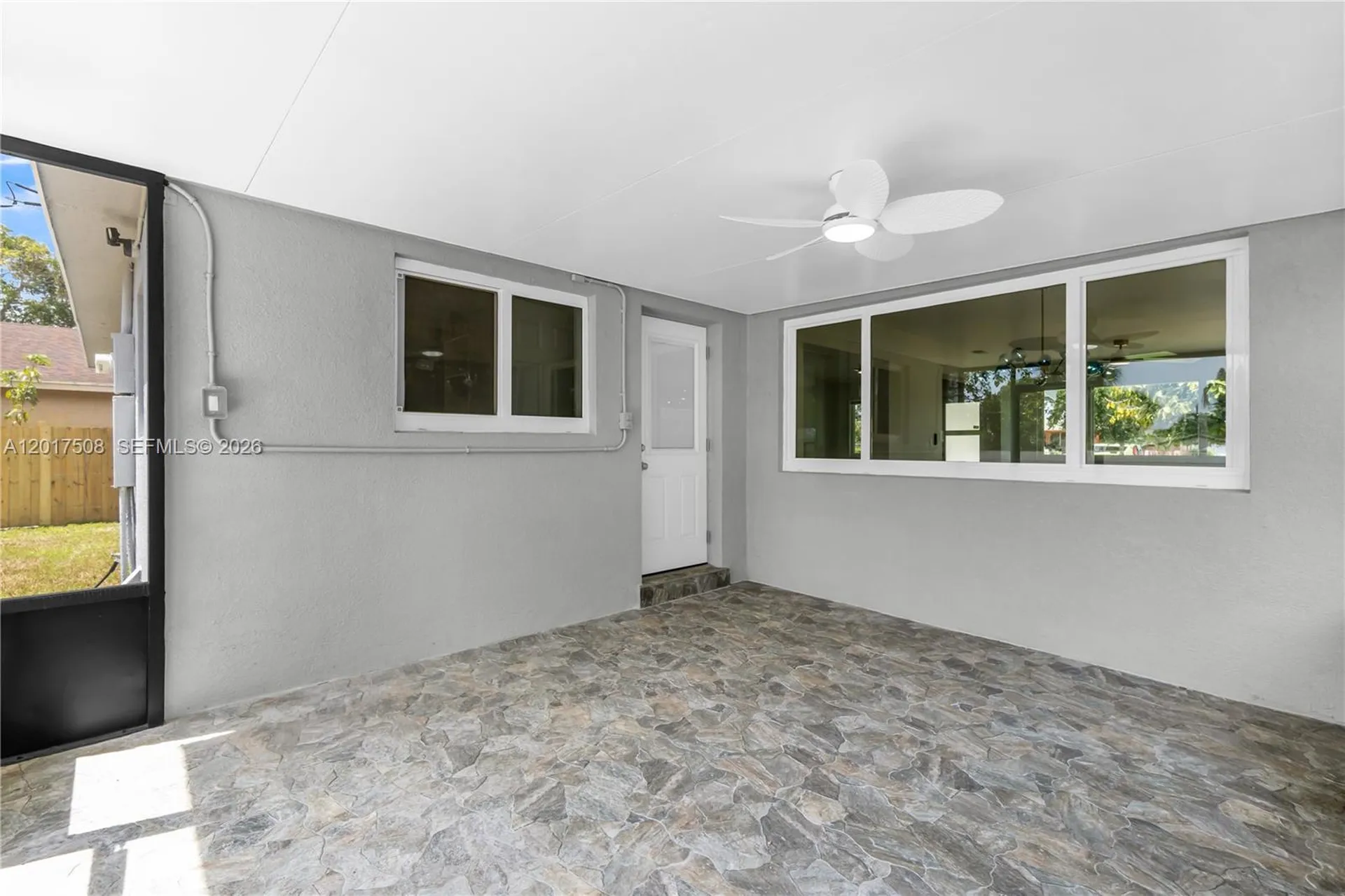 139 NW 12th Avenue Delray Beach FL 33444