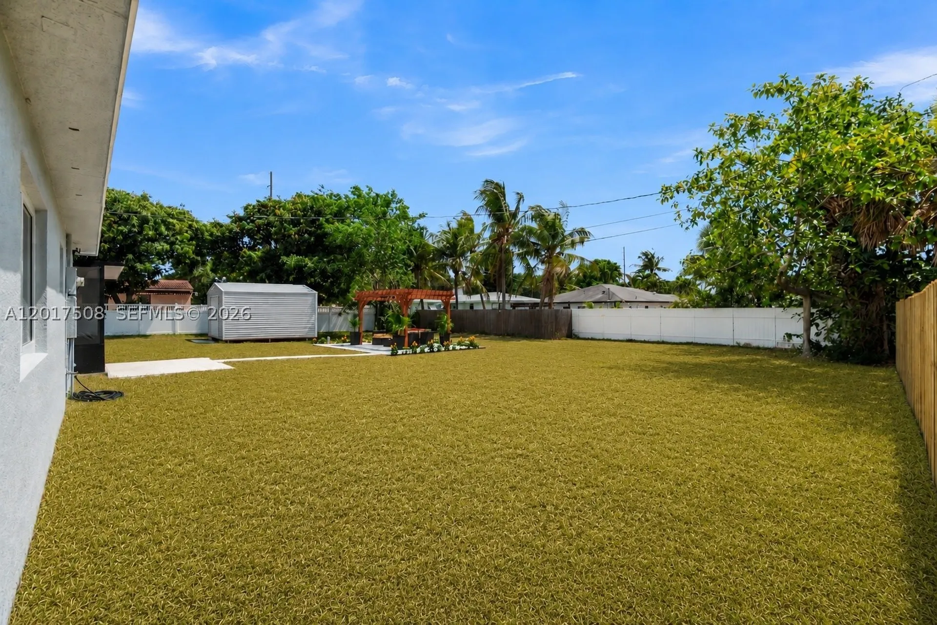 139 NW 12th Avenue Delray Beach FL 33444