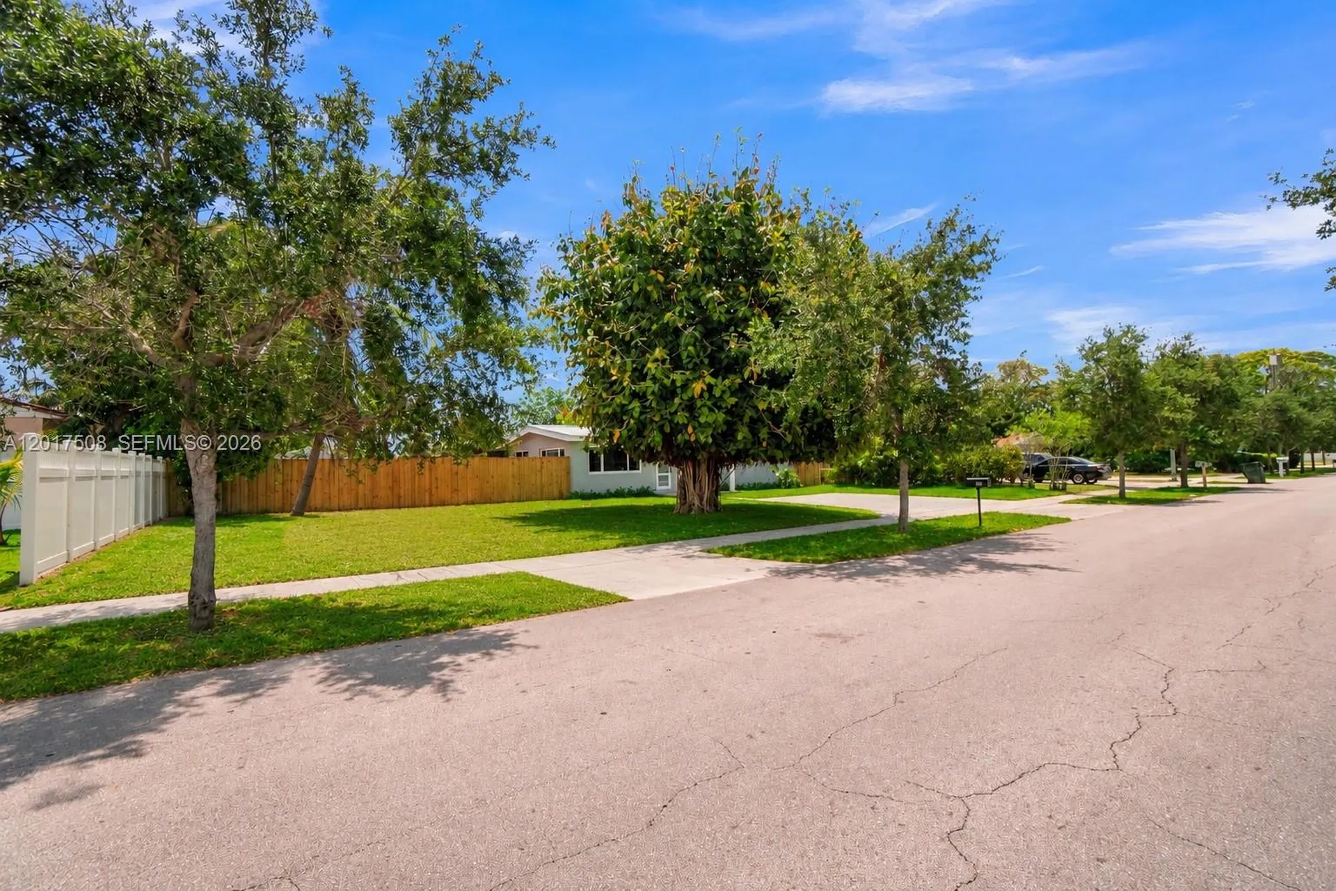 139 NW 12th Avenue Delray Beach FL 33444