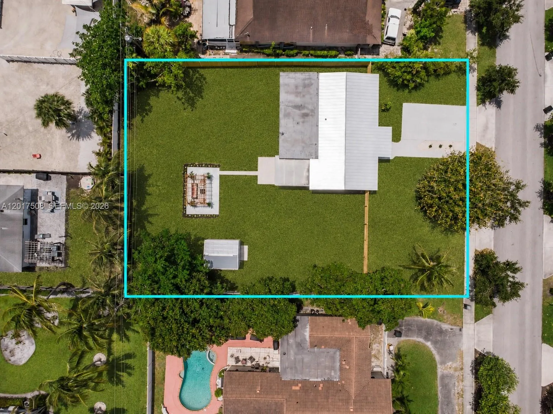 139 NW 12th Avenue Delray Beach FL 33444
