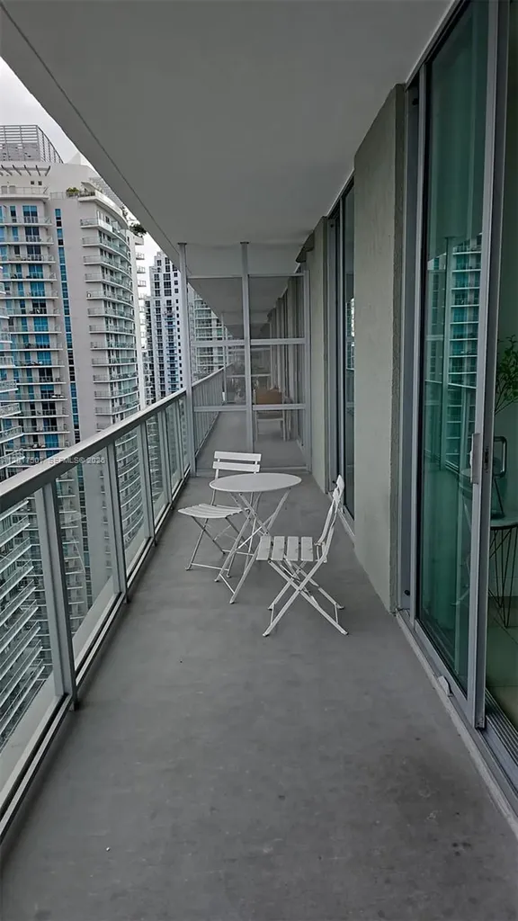 79 SW 12th Street Miami FL 33130