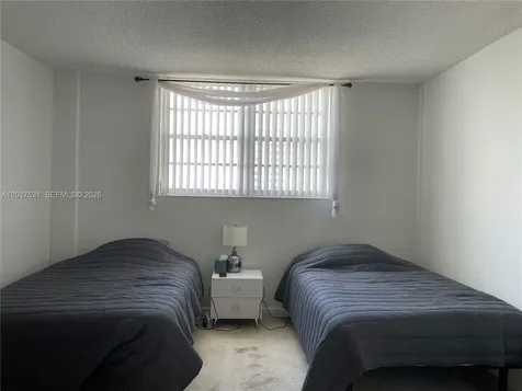 19390 Collins Avenue Sunny Isles Beach FL 33160