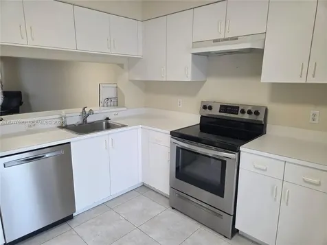 47 Simonton Circle Weston FL 33326