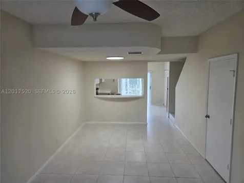 47 Simonton Circle Weston FL 33326