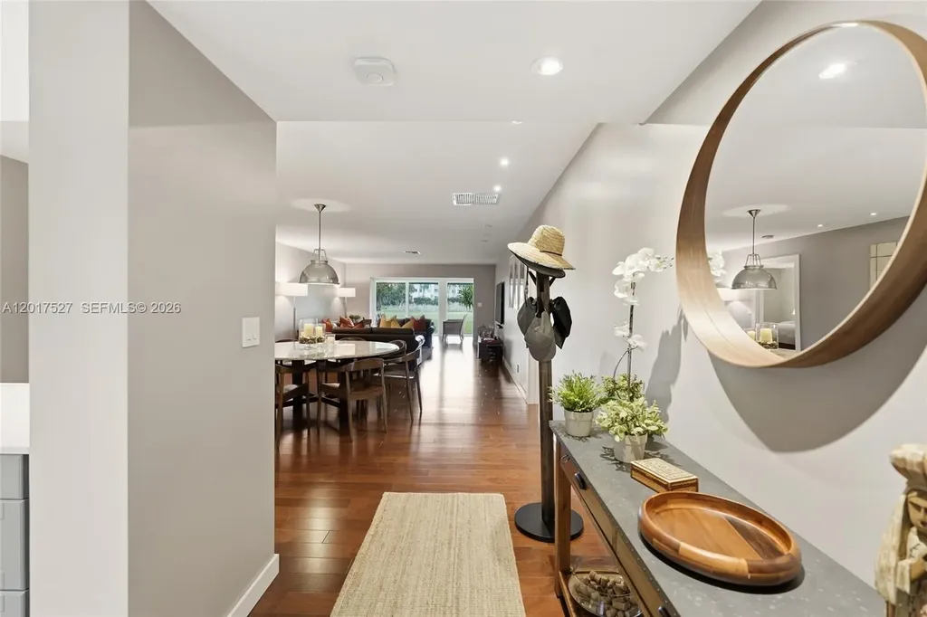 4002 S Cypress Lane Pompano Beach FL 33069