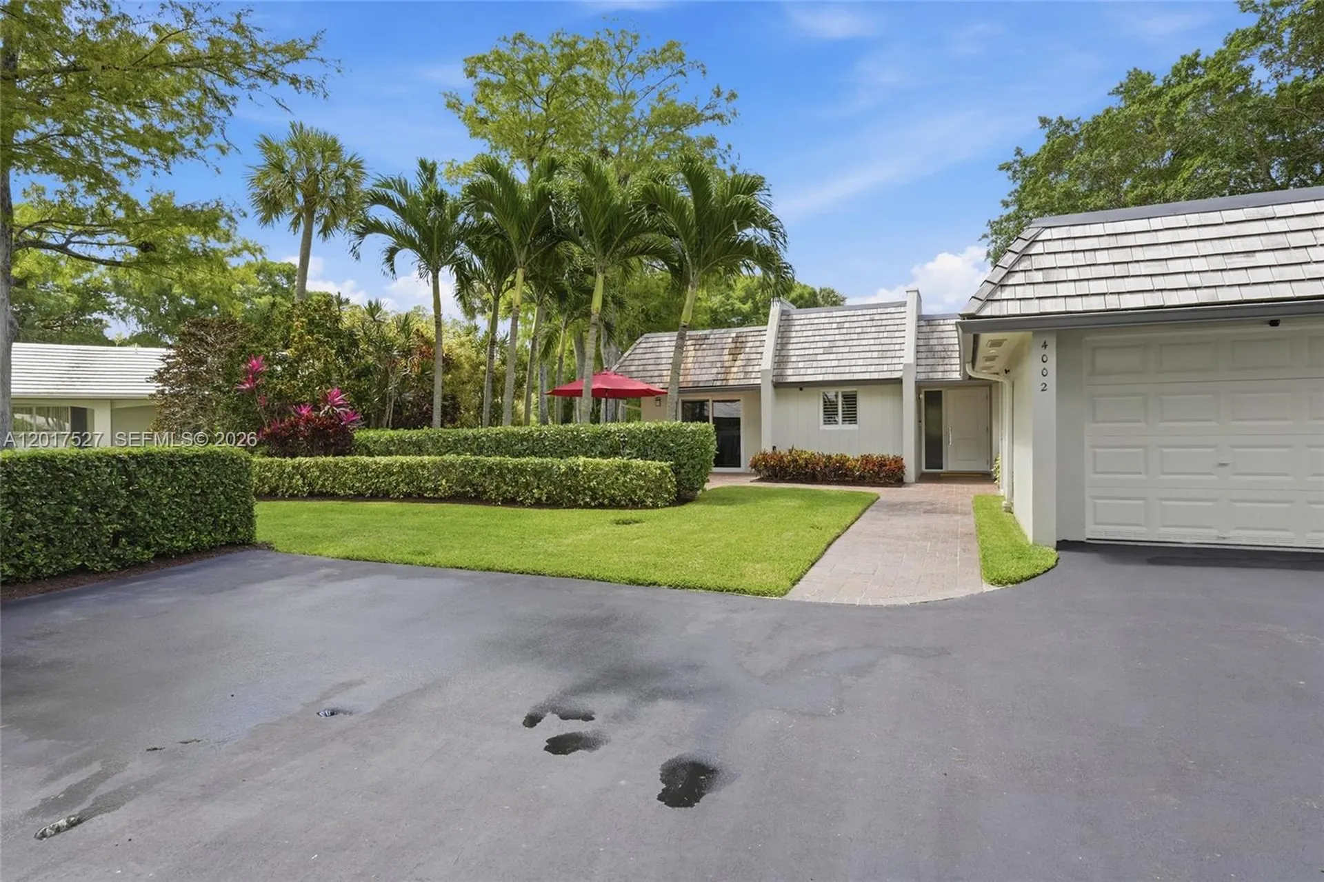 4002 S Cypress Lane Pompano Beach FL 33069