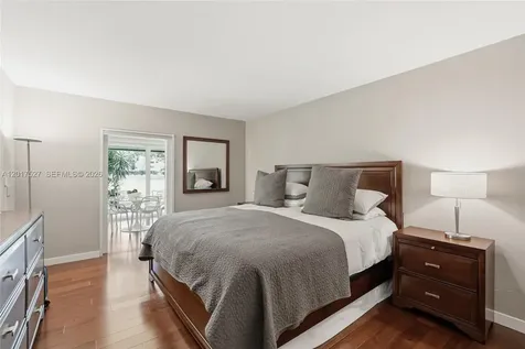 4002 S Cypress Lane Pompano Beach FL 33069