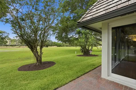 4002 S Cypress Lane Pompano Beach FL 33069
