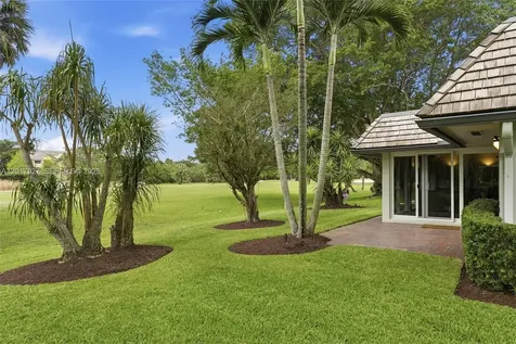 4002 S Cypress Lane Pompano Beach FL 33069