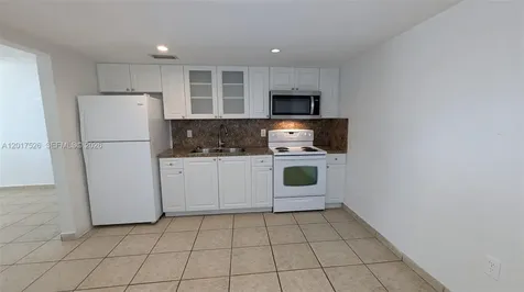 3525 SW 25th Terrace Miami FL 33133
