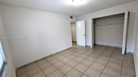 3525 SW 25th Terrace Miami FL 33133