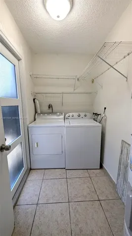 3525 SW 25th Terrace Miami FL 33133