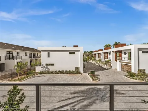 4640 SW 32nd Avenue Dania Beach FL 33312