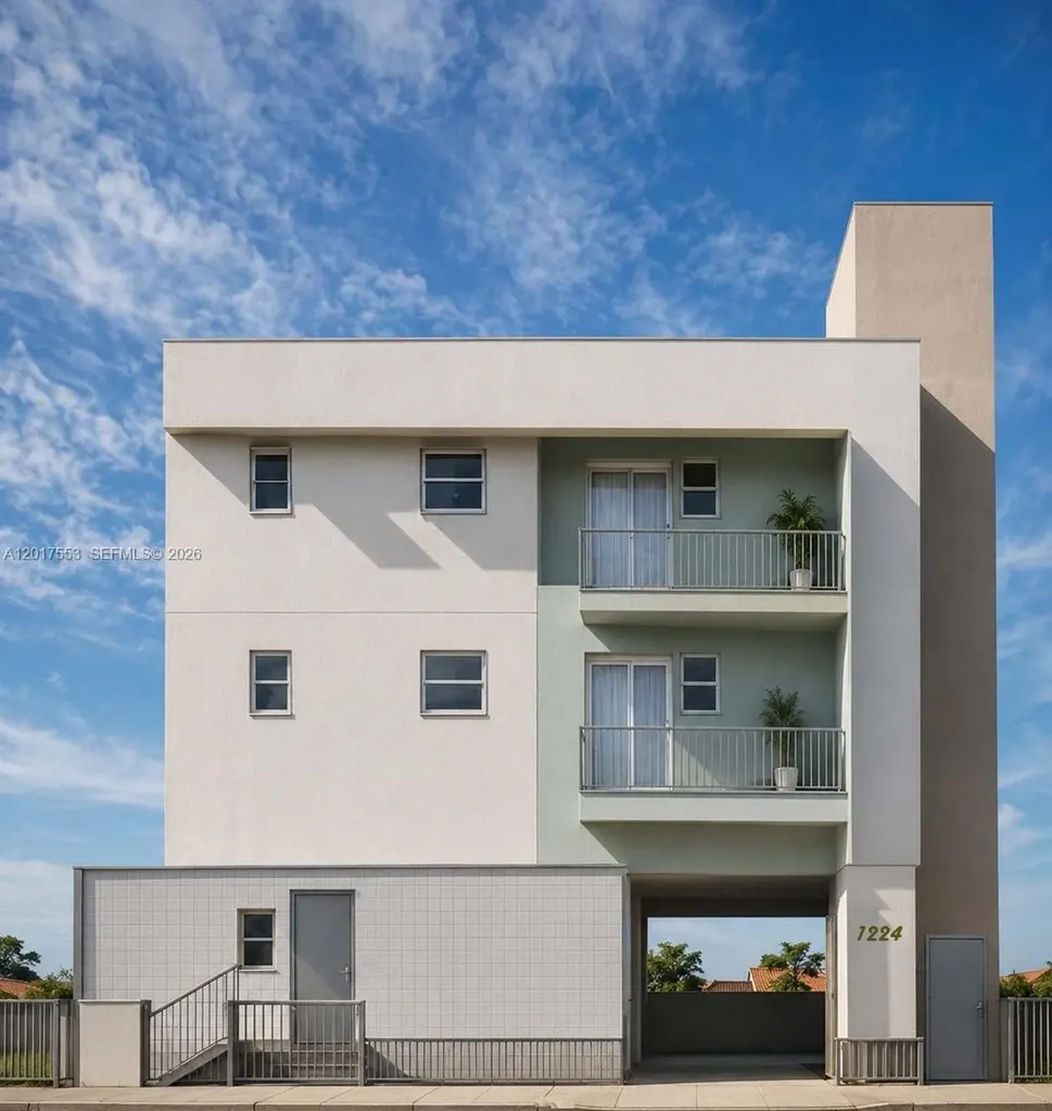 1224 NW 59 Miami FL 33142