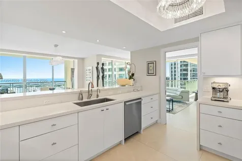 3350 SW 27th Avenue Coconut Grove FL 33133