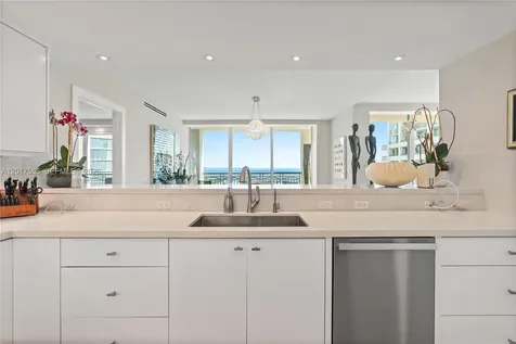 3350 SW 27th Avenue Coconut Grove FL 33133