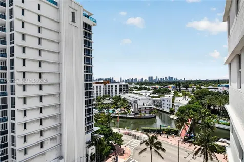 2401 Collins Avenue Miami Beach FL 33140