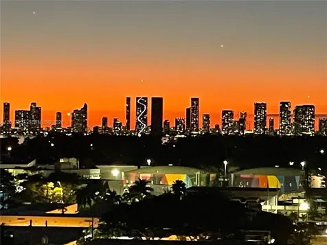 2401 Collins Avenue Miami Beach FL 33140