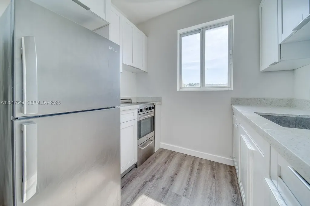2352 SW 5th Street Miami FL 33135