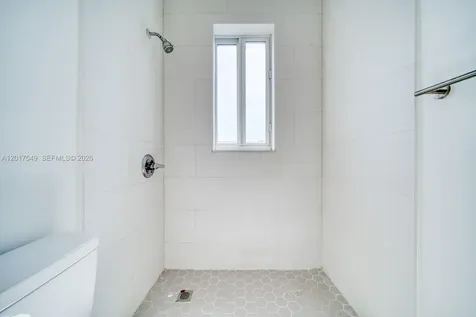 2352 SW 5th Street Miami FL 33135