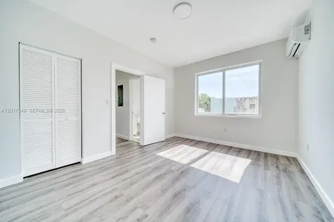 2352 SW 5th Street Miami FL 33135