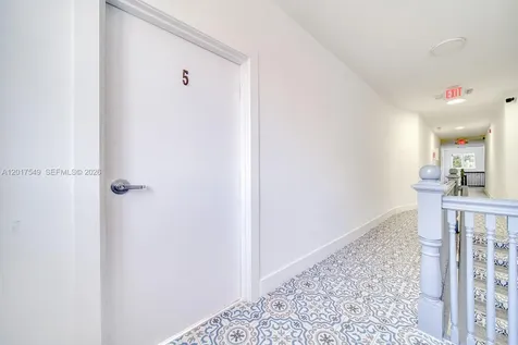 2352 SW 5th Street Miami FL 33135