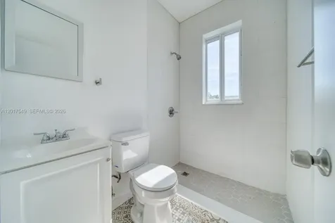 2352 SW 5th Street Miami FL 33135