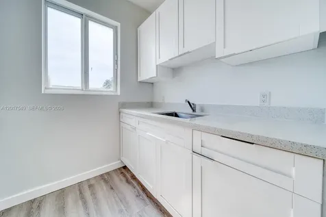 2352 SW 5th Street Miami FL 33135