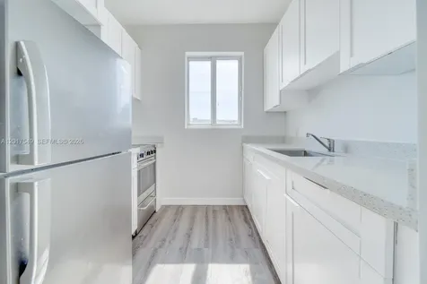 2352 SW 5th Street Miami FL 33135