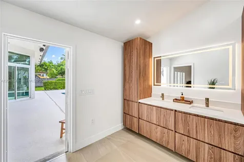 7944 SW 187 Street Cutler Bay FL 33157