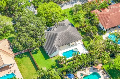 7944 SW 187 Street Cutler Bay FL 33157