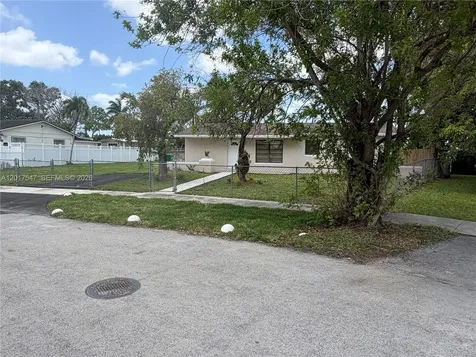 10375 SW 152nd Terrace Miami FL 33157
