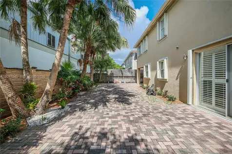 11942 SW 126th Lane Miami FL 33186