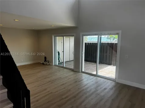 6532 NW 170th Terrace Hialeah FL 33015