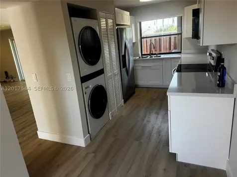 6532 NW 170th Terrace Hialeah FL 33015